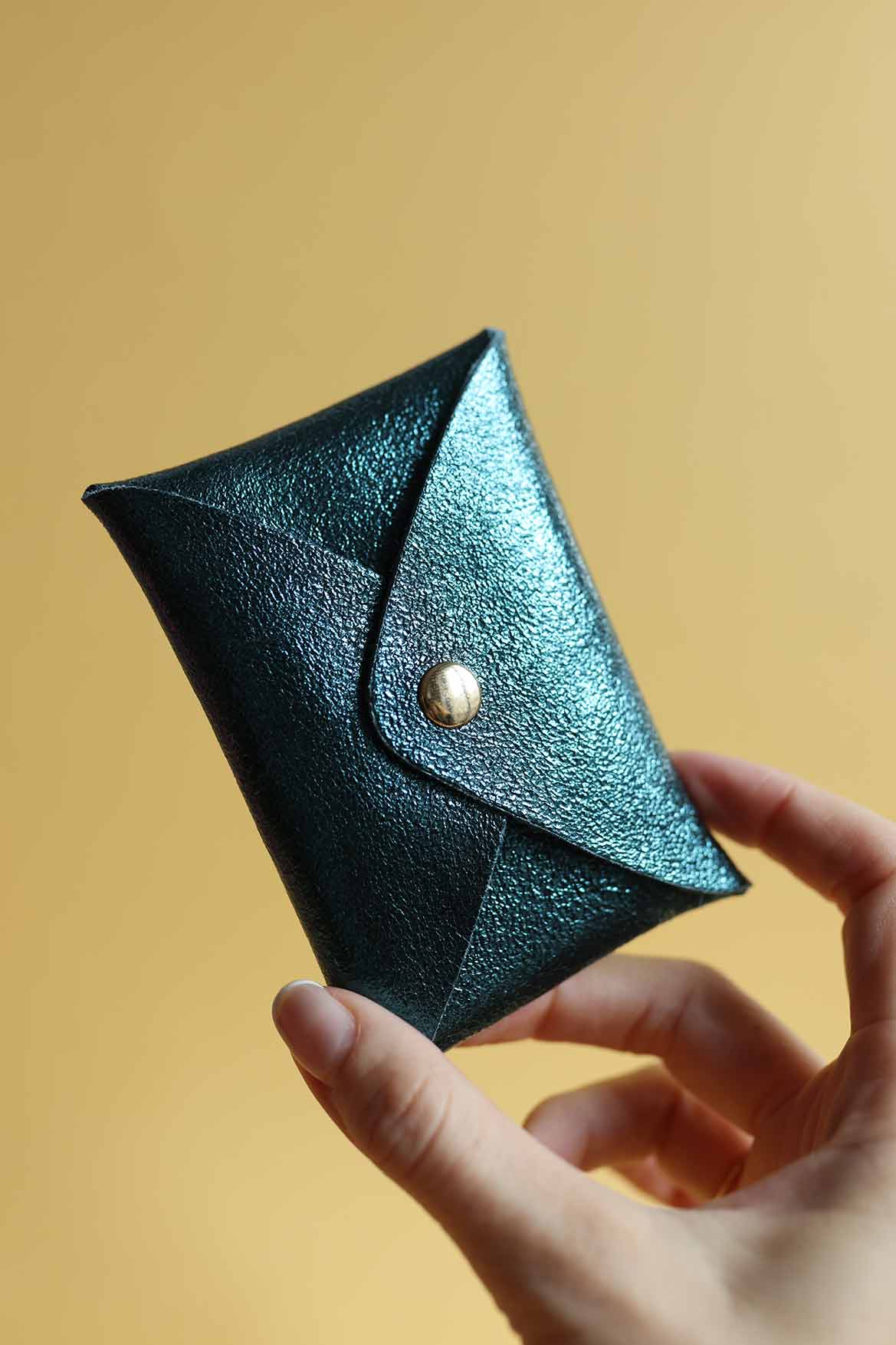 Porte carte en cuir irisé