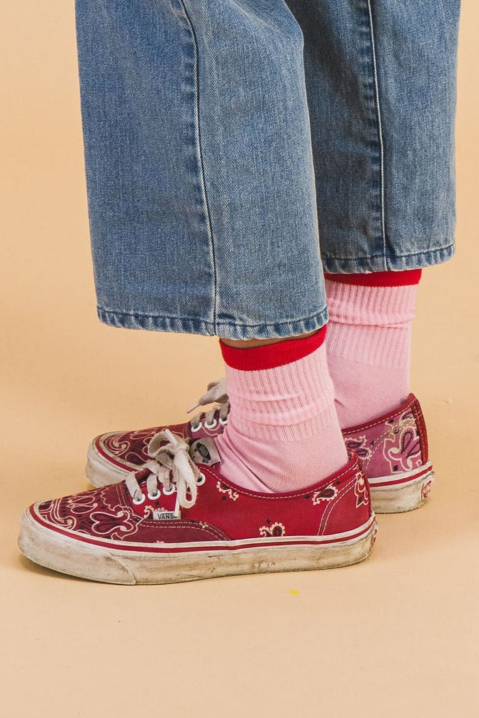 Marcel pink socks with red line