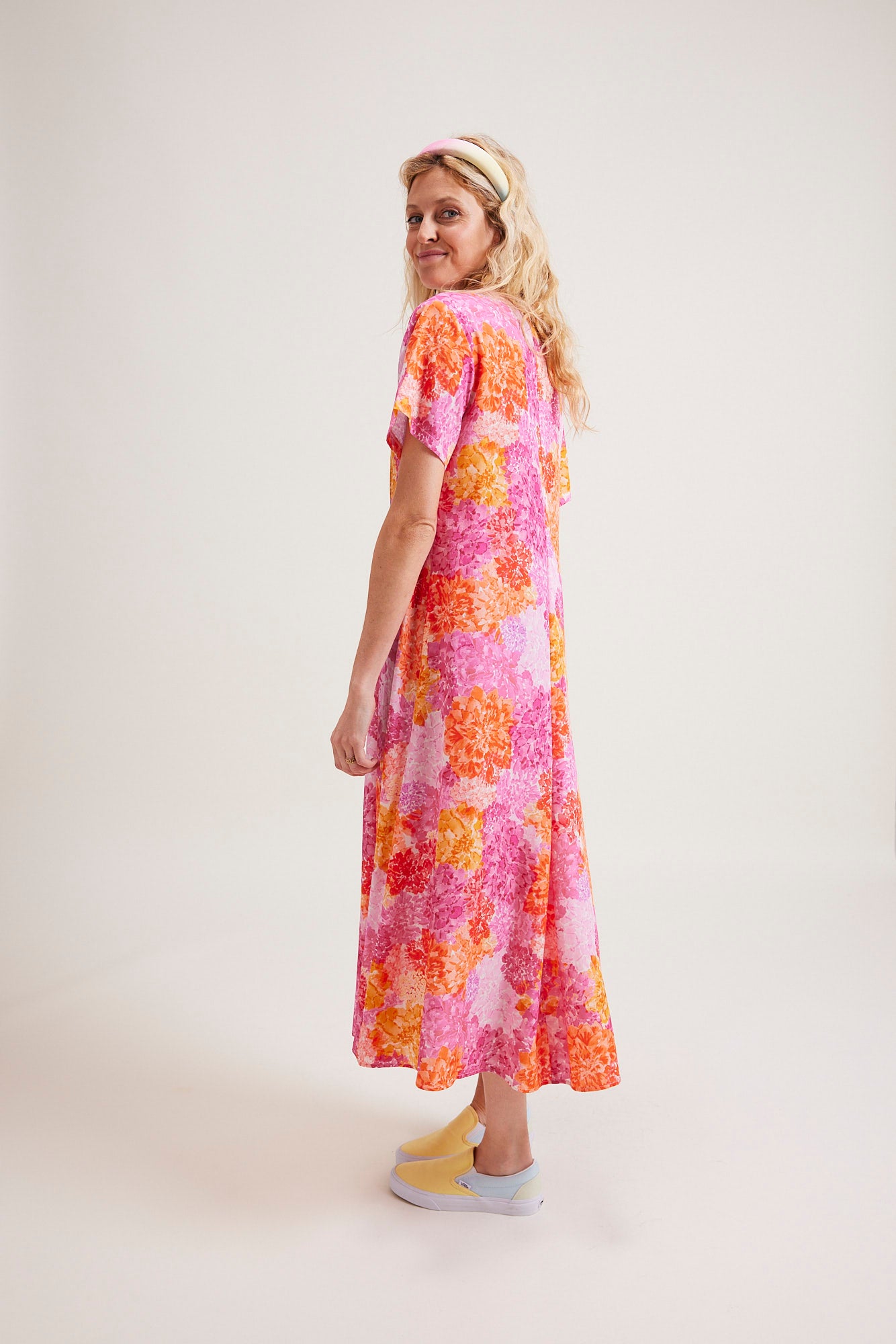 Robe Johanna Peony Bomb