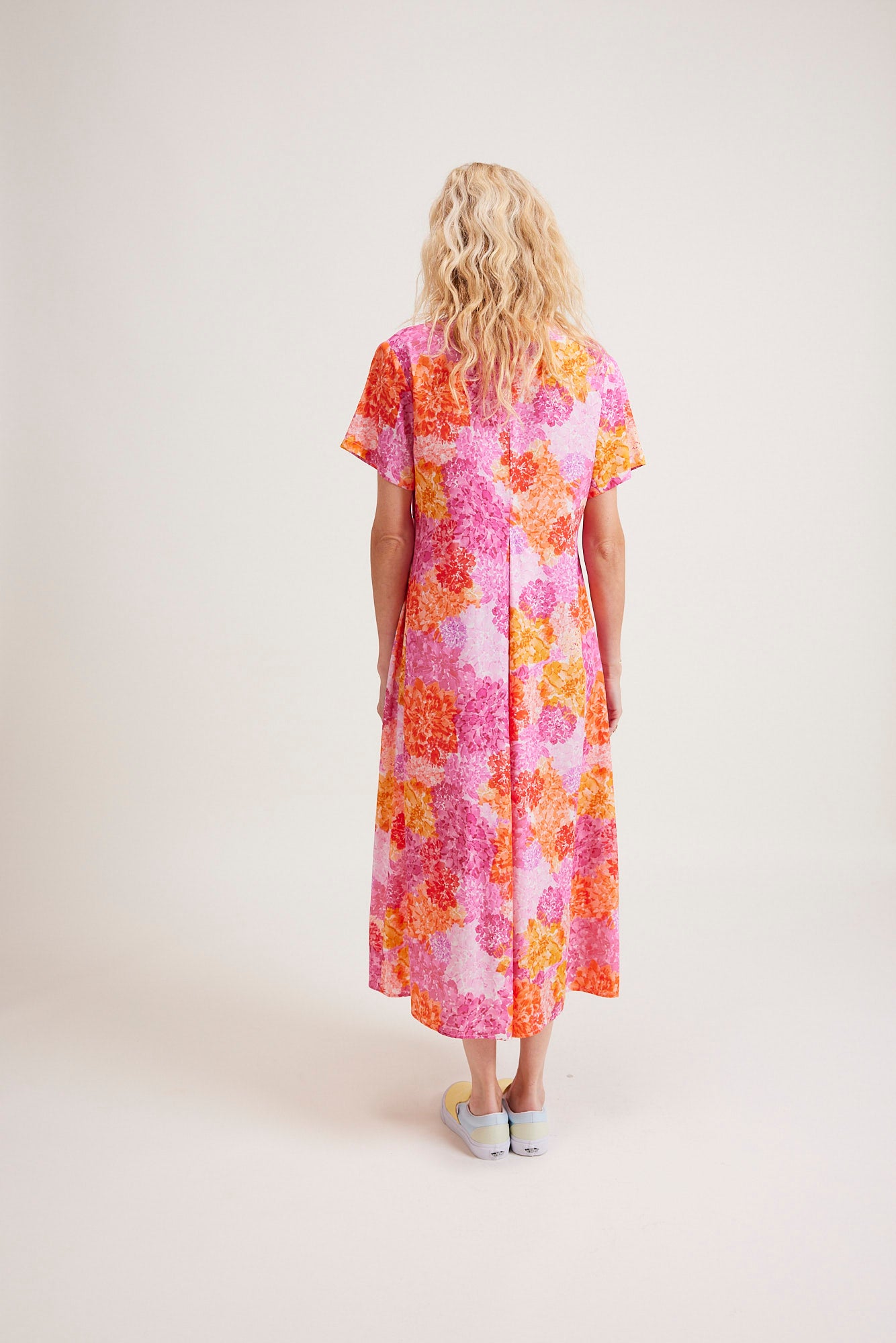 Robe Johanna Peony Bomb