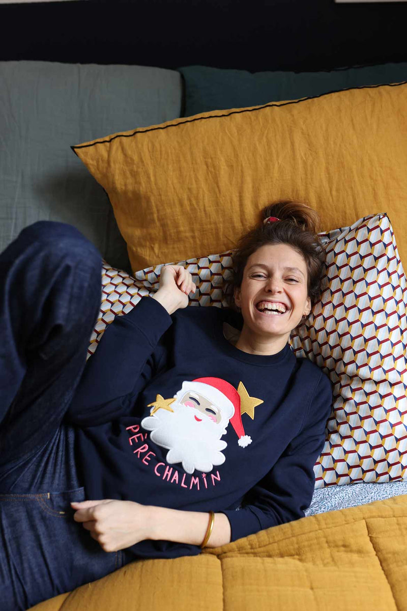 The Père Chalmin navy sweatshirt